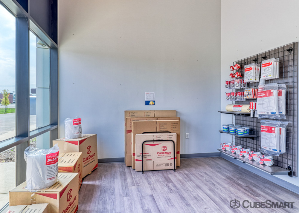 SelfStorage Units at 930 W Holmes Rd in Lansing, MI CubeSmart