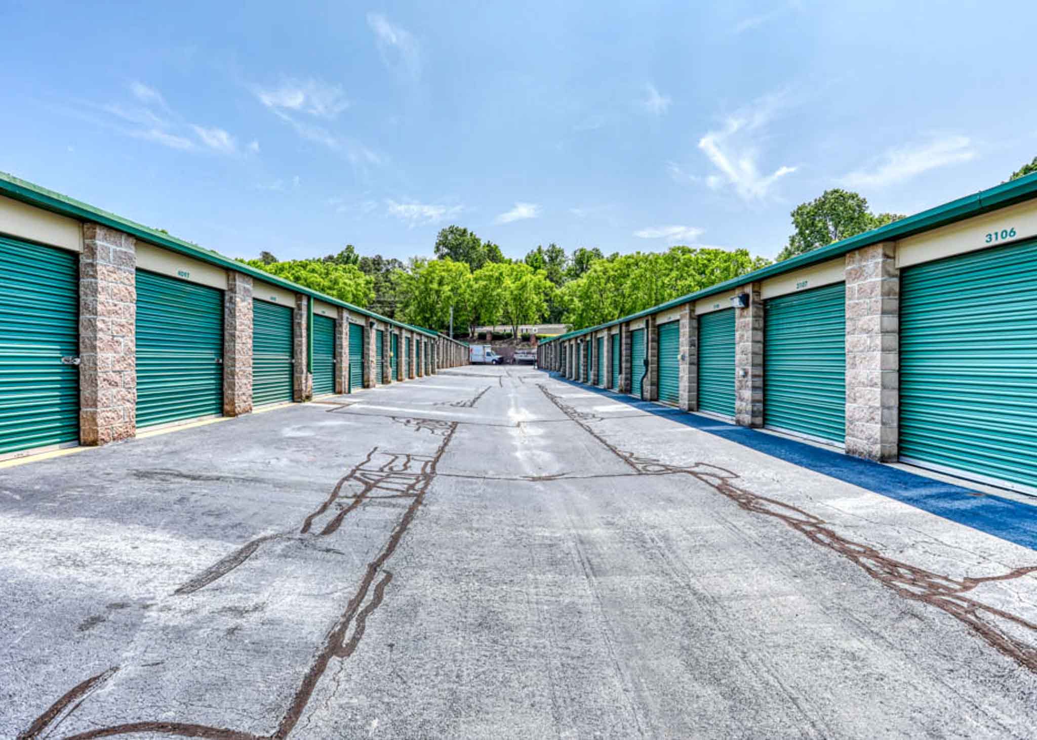 SelfStorage Units at 1321 Shields Rd in Kernersville, NC CubeSmart