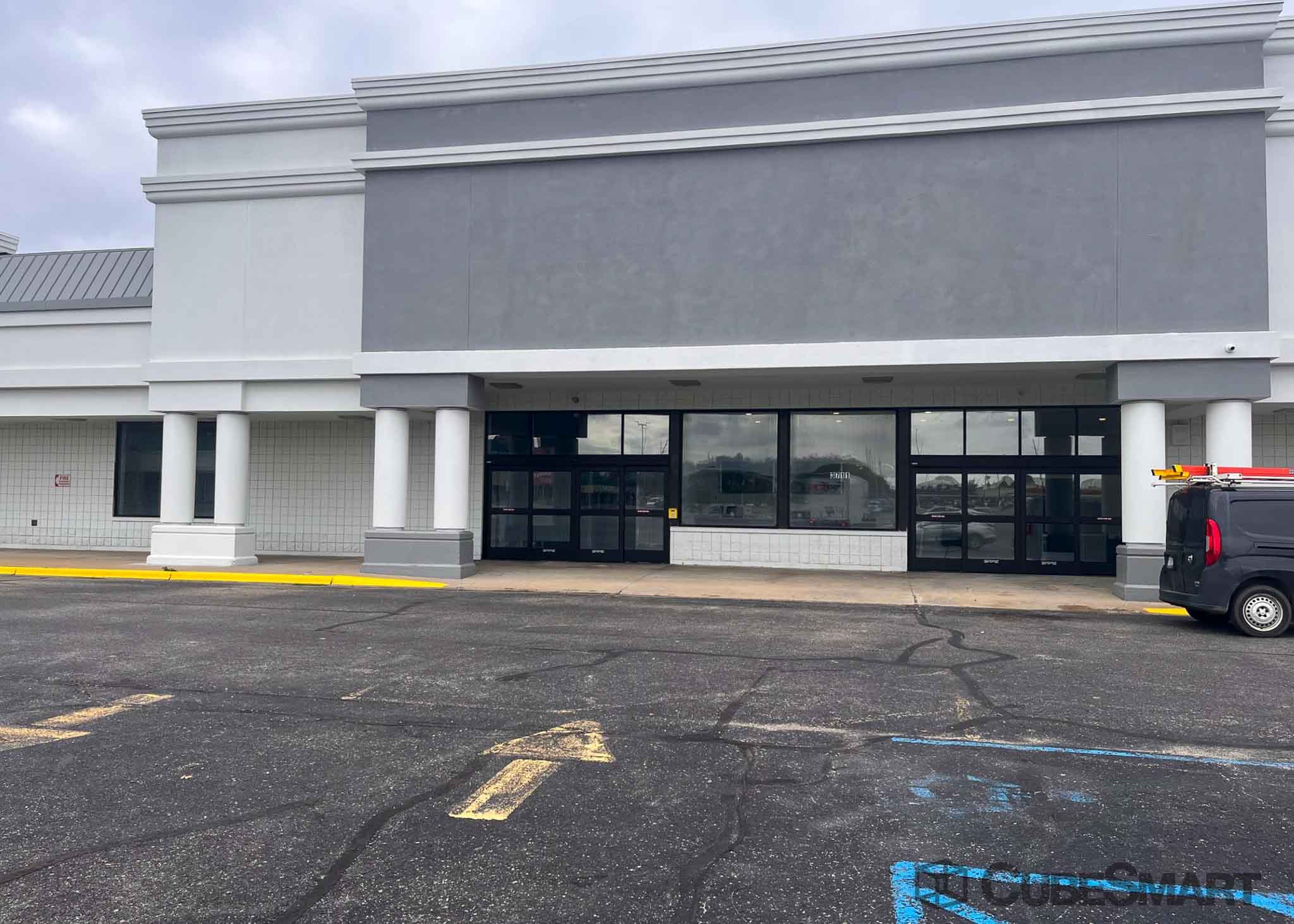 Storage Units at 3711 Lapeer Rd, Flint, MI CubeSmart