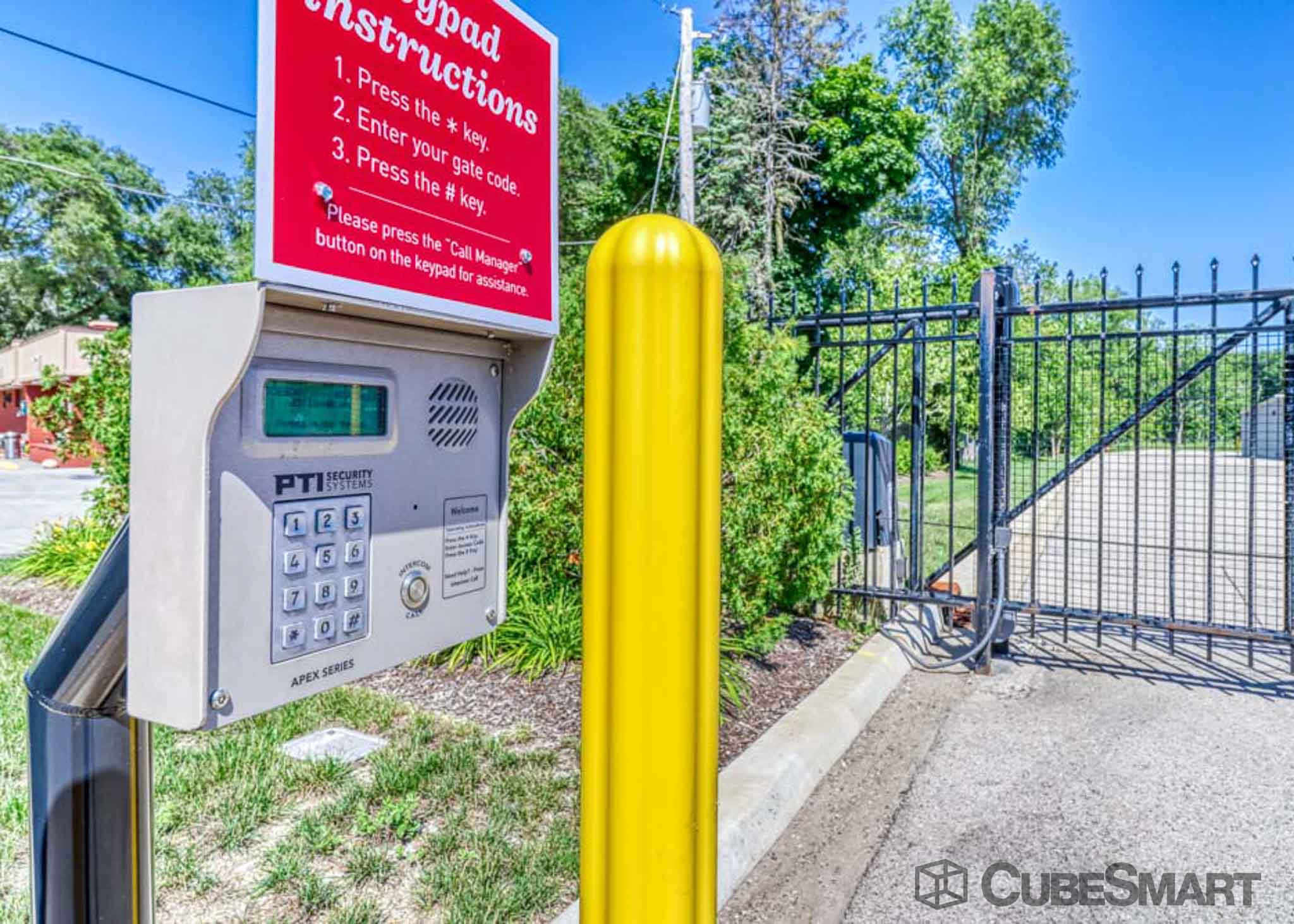 SelfStorage Units at 37021 N Sheridan Rd in Beach Park, IL CubeSmart