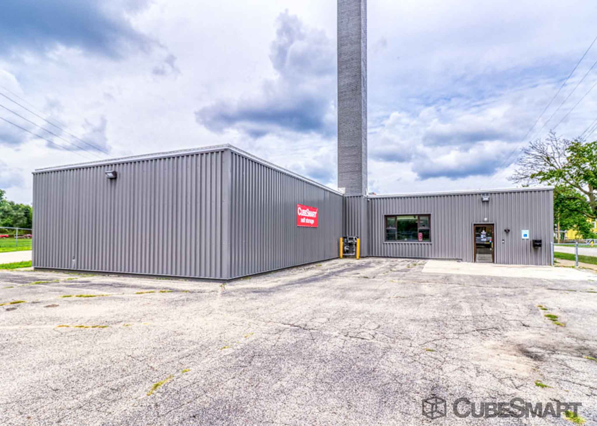 SelfStorage Units at 831 Cobb Ave in Kalamazoo, MI CubeSmart