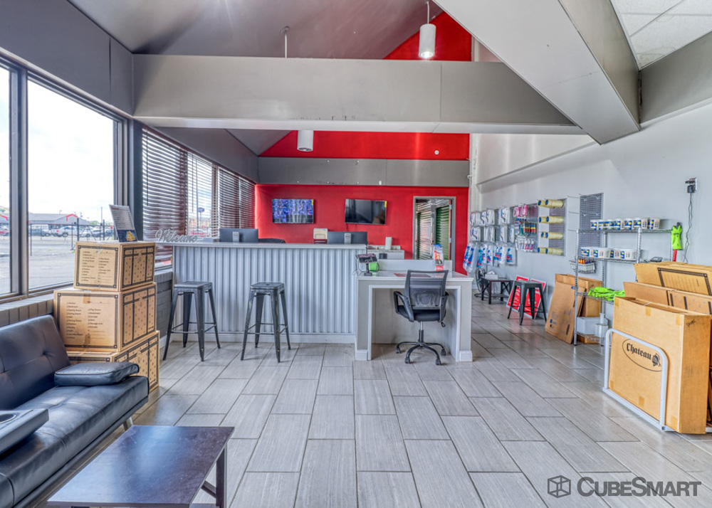 SelfStorage Units at 3910 W Bethel Ave in Muncie, IN CubeSmart