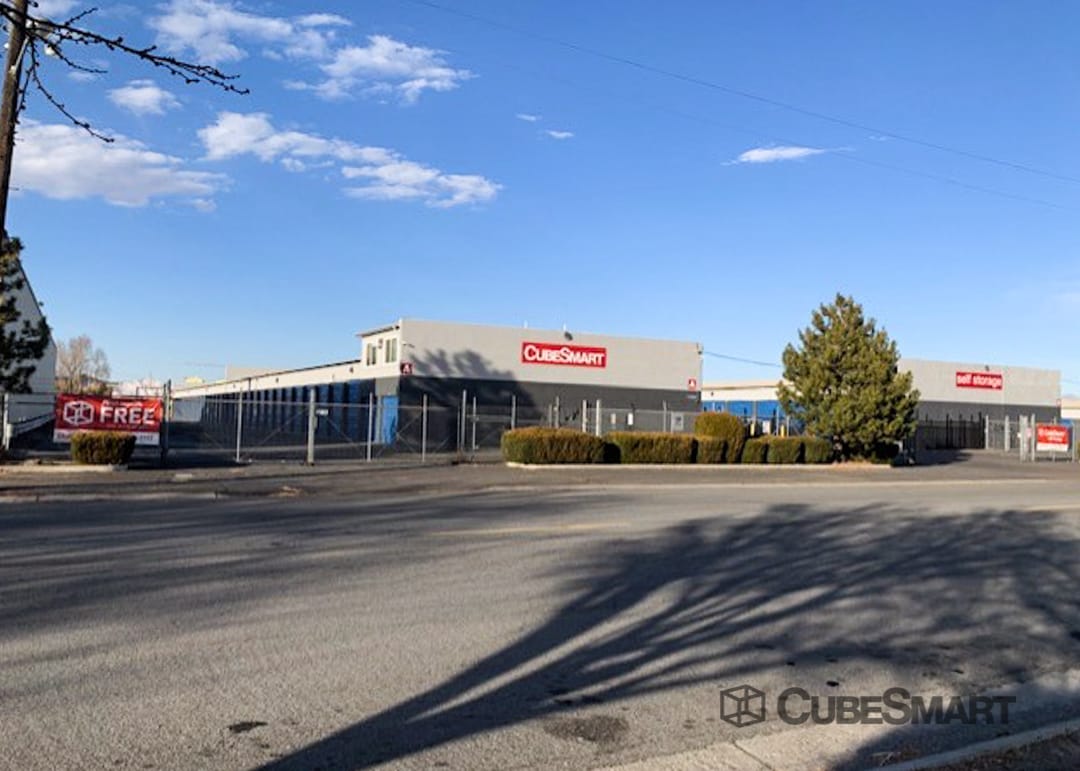 Self Storage Units At 1060 Freeport Blvd In Sparks Nv Cubesmart