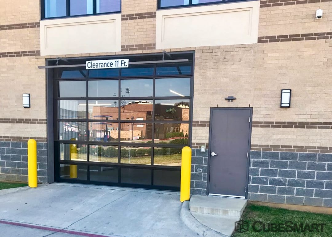 SelfStorage Units in Burleson (From 31) at 201 Miles Ave CubeSmart