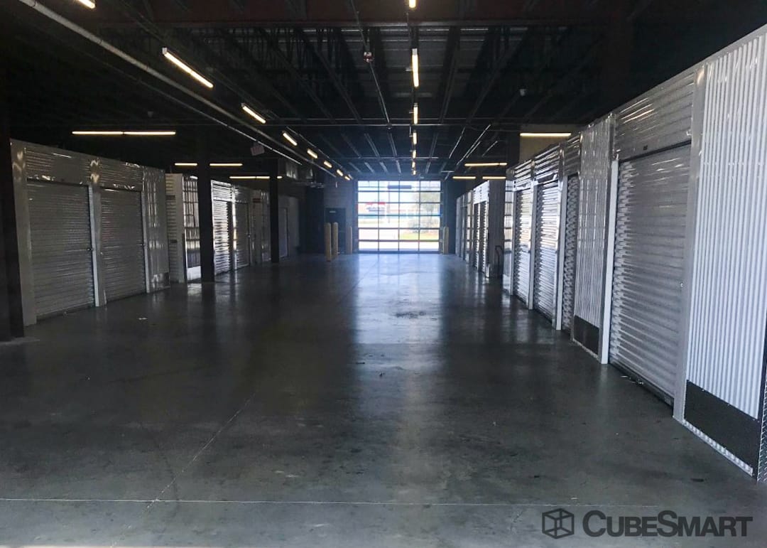 SelfStorage Units in Burleson (From 31) at 201 Miles Ave CubeSmart