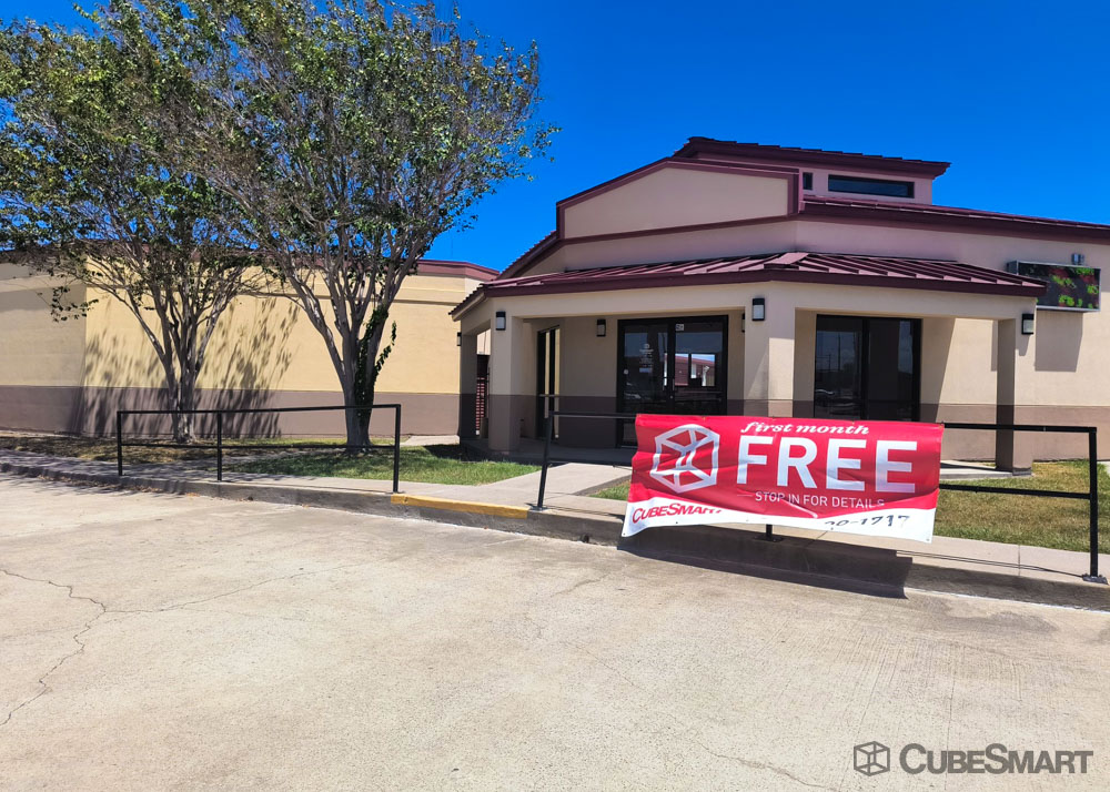 SelfStorage Units at 4602 Everhart Rd in Corpus Christi, TX CubeSmart