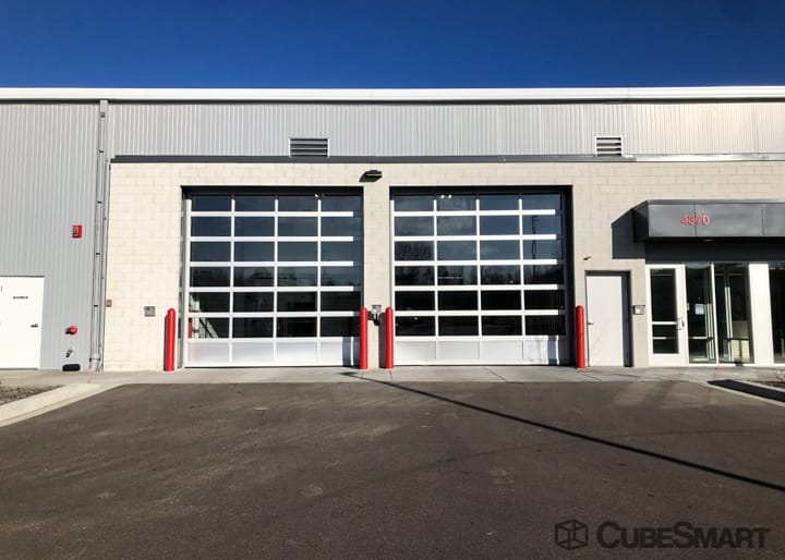 SelfStorage Units in Prior Lake (From 16) at 4370 Fountain Hills Dr