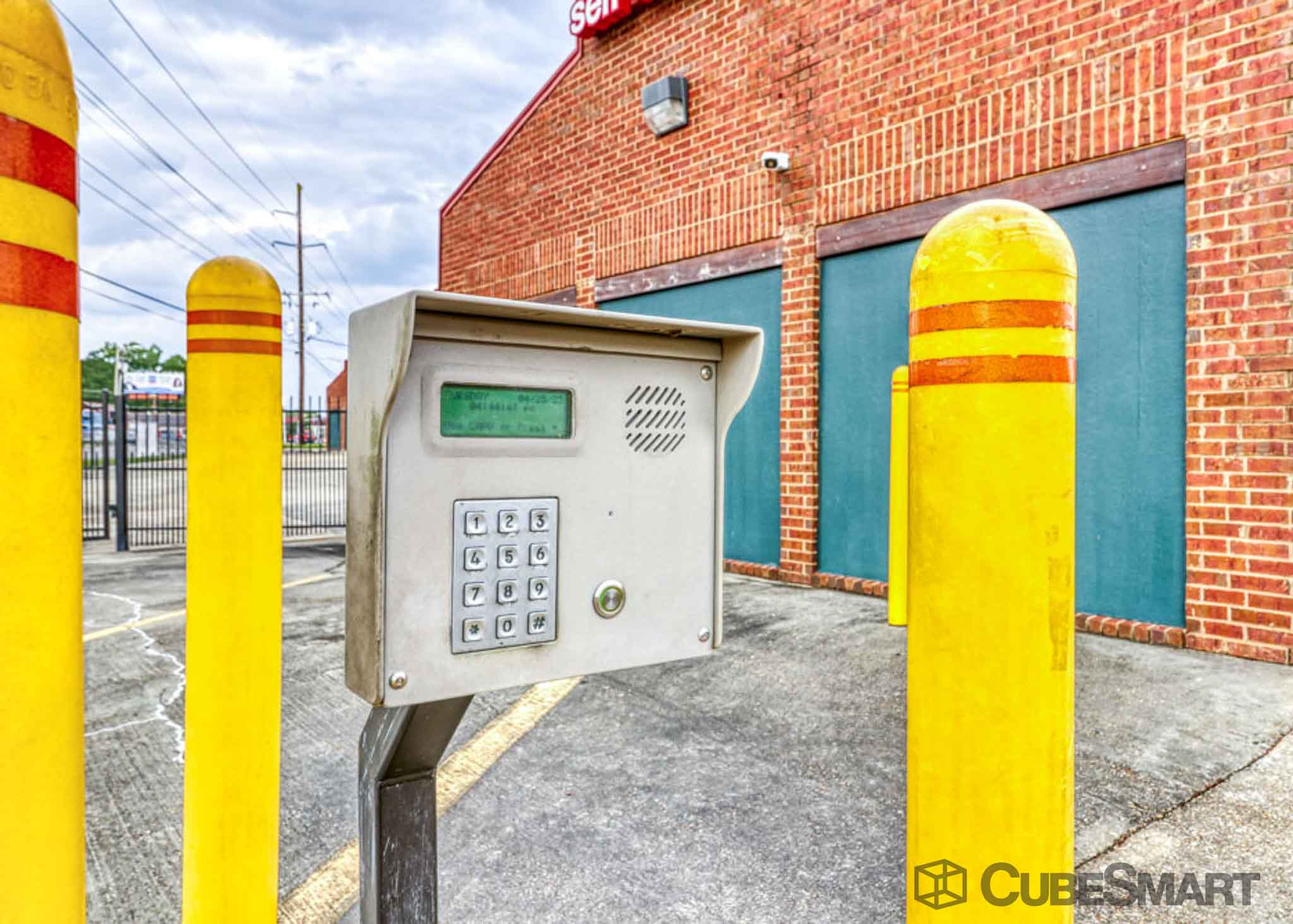 Self-Storage Units at 3400 Highway 19 in Zachary, LA @CubeSmart