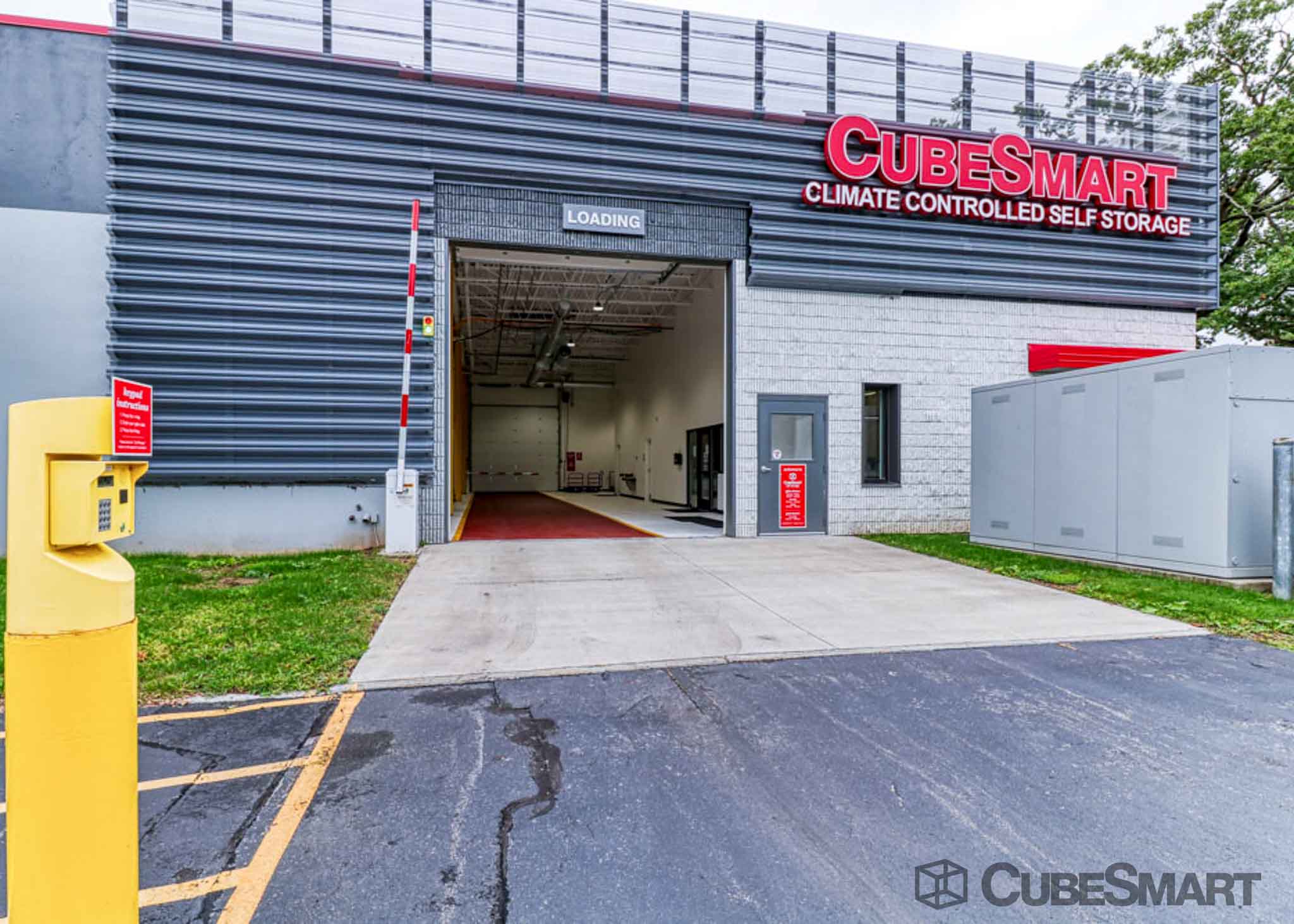 SelfStorage Units at 900 Linden Ave in Rochester, NY CubeSmart