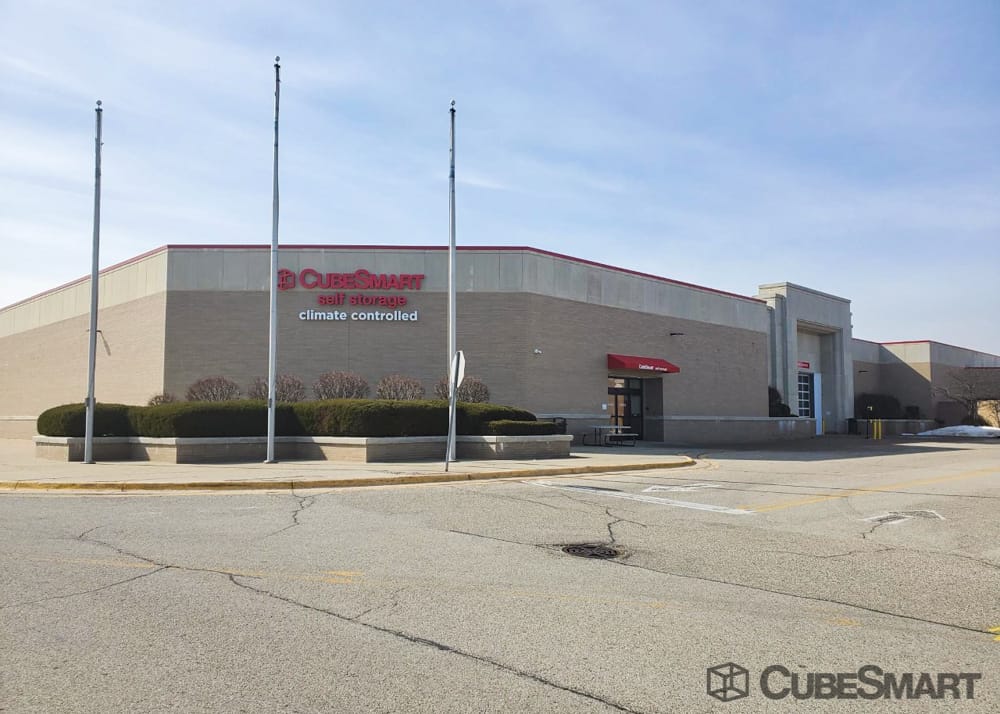 Self Storage Units At 4440 24th Ave In Fort Gratiot Mi Cubesmart