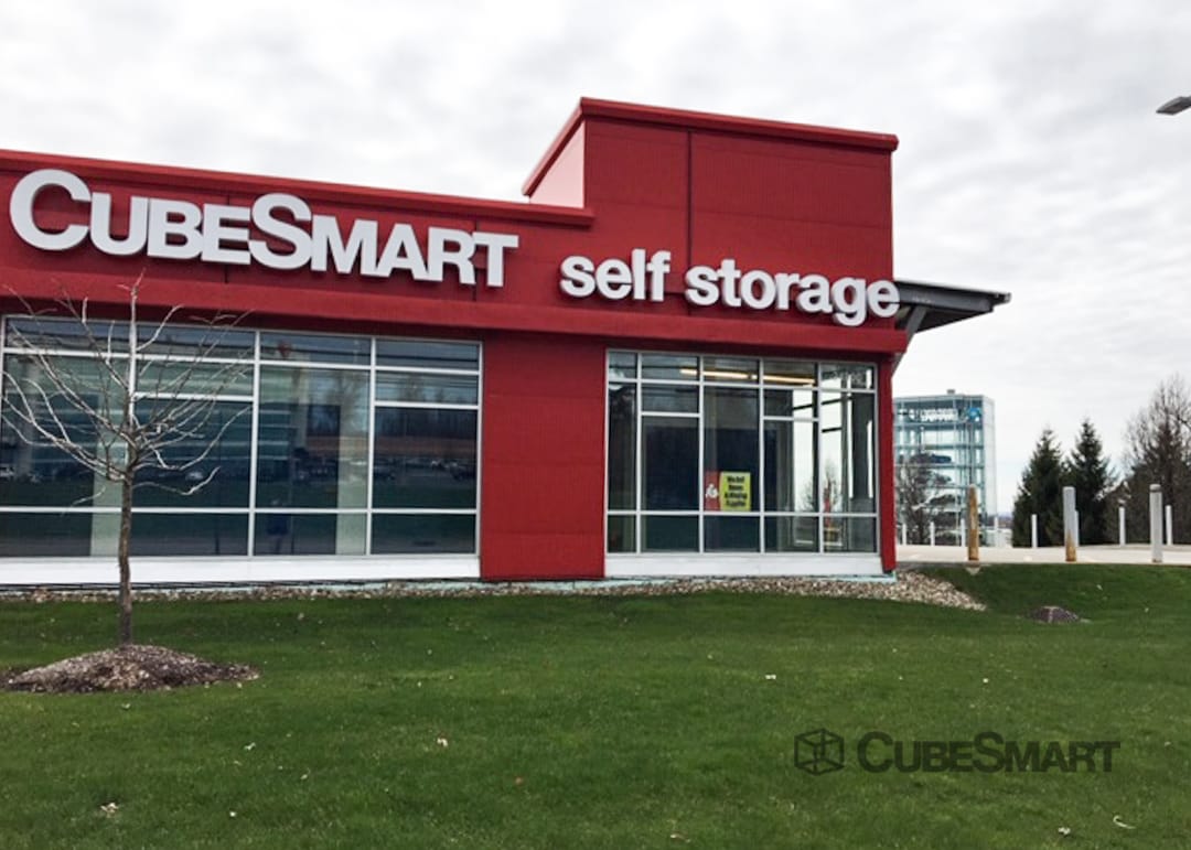 SelfStorage Units in Warrensville Heights (From 66) at 24900 Emery Rd CubeSmart