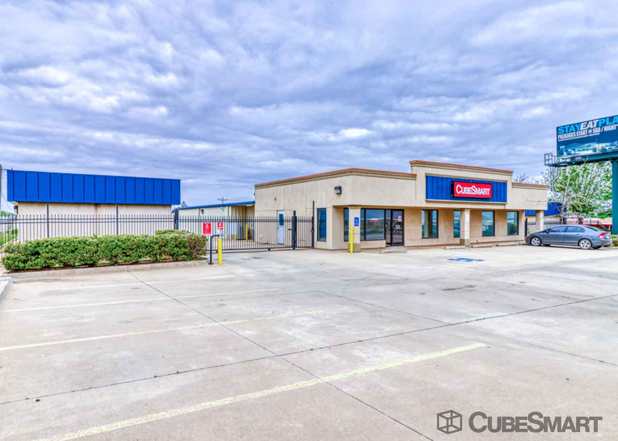 Storage Units at 14333 N Santa Fe Ave, Edmond, OK CubeSmart
