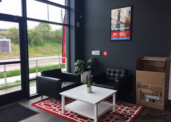 SelfStorage Units in Nashville (From 43) at 4311 Alabama Avenue