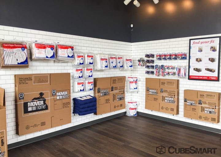 SelfStorage Units in Nashville (From 43) at 4311 Alabama Avenue