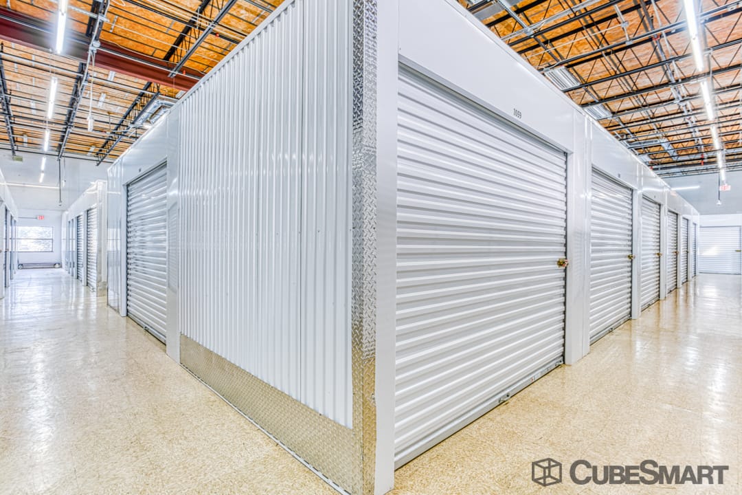storage-units-saint-petersburg-fl-dandk-organizer