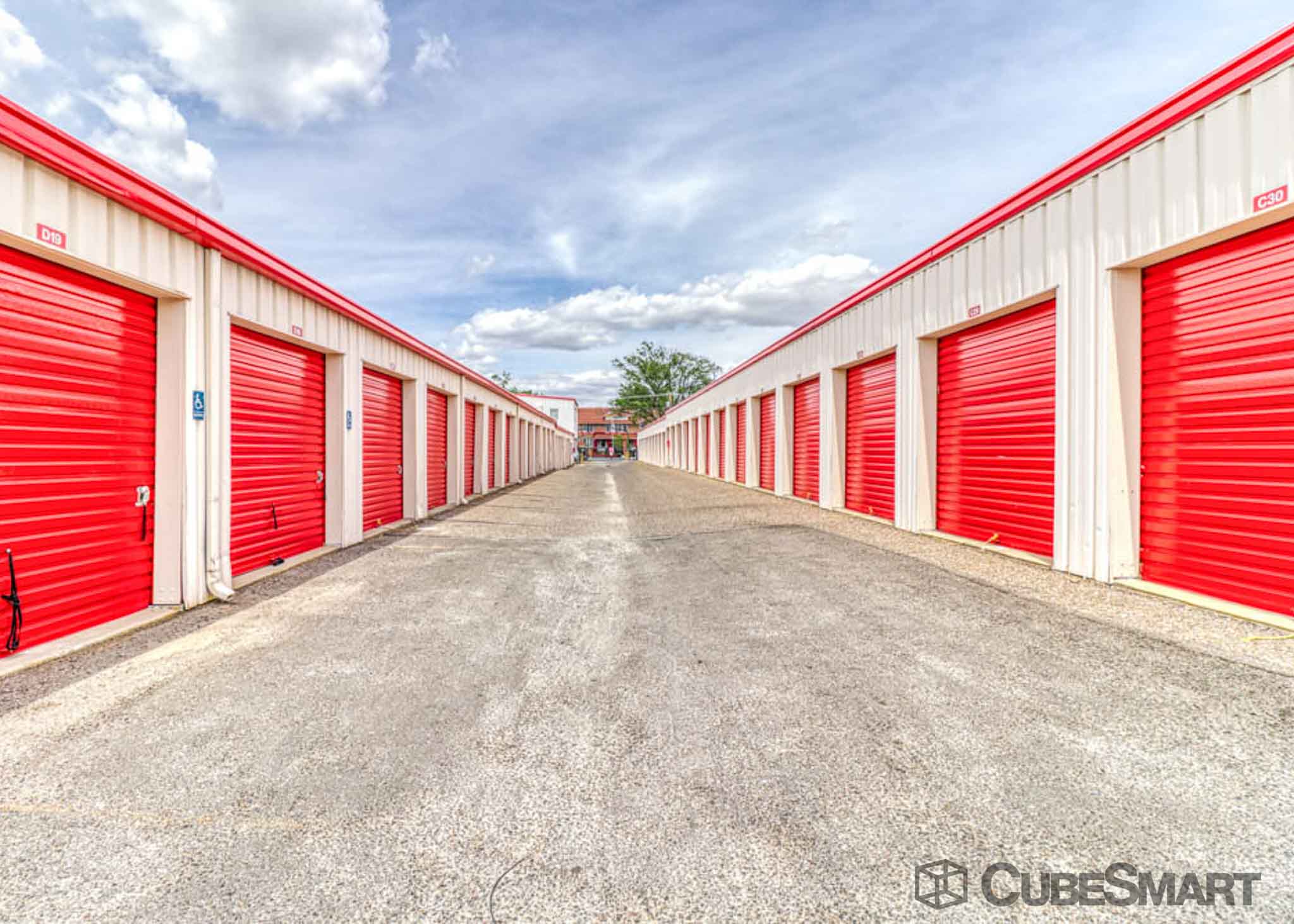 SelfStorage Units at 306 Menaul Blvd Ne in Albuquerque, NM CubeSmart