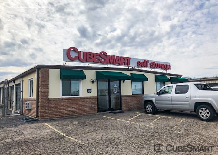 Self Storage Units At 889 Lebanon St In Monroe Oh Cubesmart Self Storage Units At 889 Lebanon St In, Box Self Storage Loveland Oh