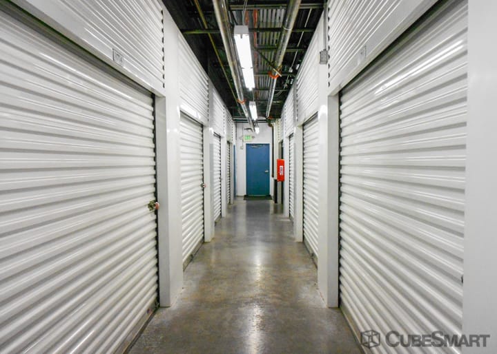 Self Storage Units In Seattle From 58 At 1300 W Nickerson St Cubesmart - Cubesmart Self Storage Seattle Wa Self Storage Units In Seattle From 58 At 1300 W Nickerson St Cubesmart - Cubesmart Self Storage Seattle Wa