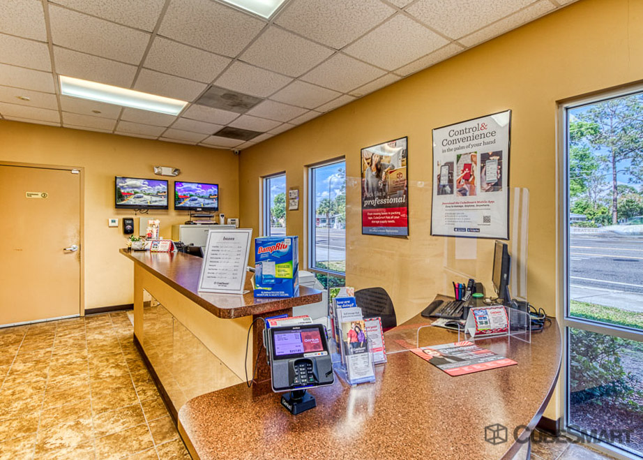 SelfStorage Units at 1004 N Hoagland Blvd in Kissimmee, FL CubeSmart