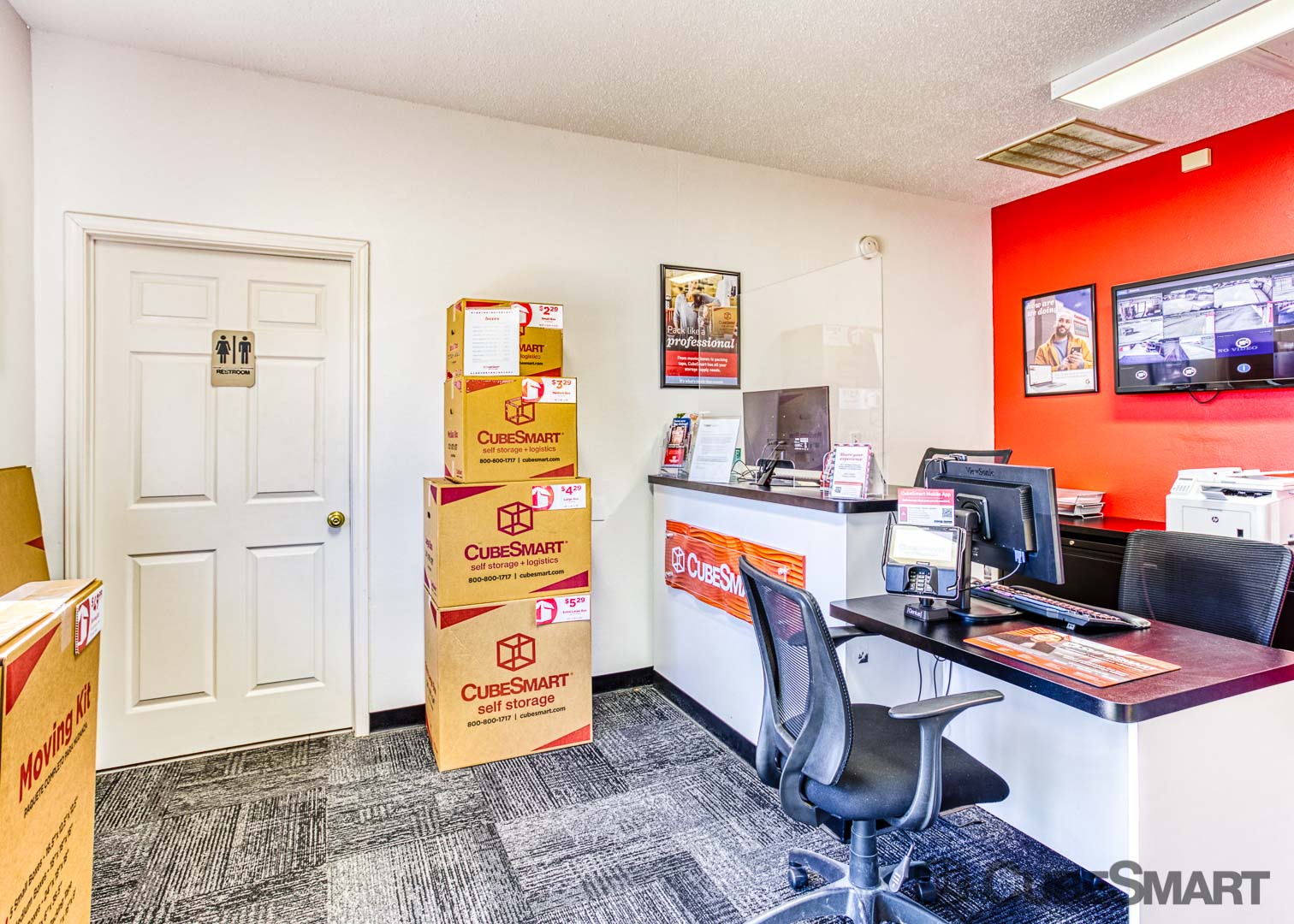 SelfStorage Units at 350 W Rankin Rd in Houston, TX CubeSmart