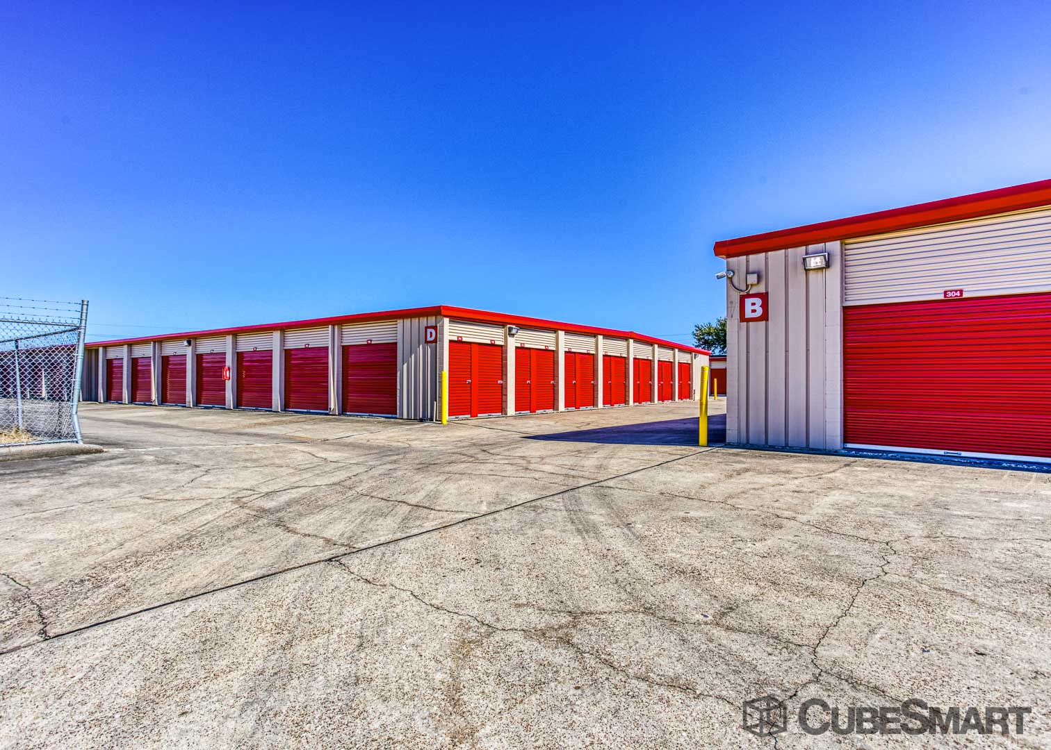 SelfStorage Units at 350 W Rankin Rd in Houston, TX CubeSmart