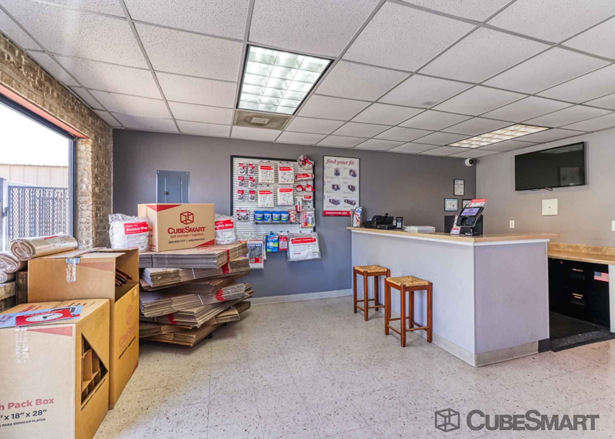 SelfStorage Units at 419 N Saginaw Blvd in Saginaw, TX CubeSmart