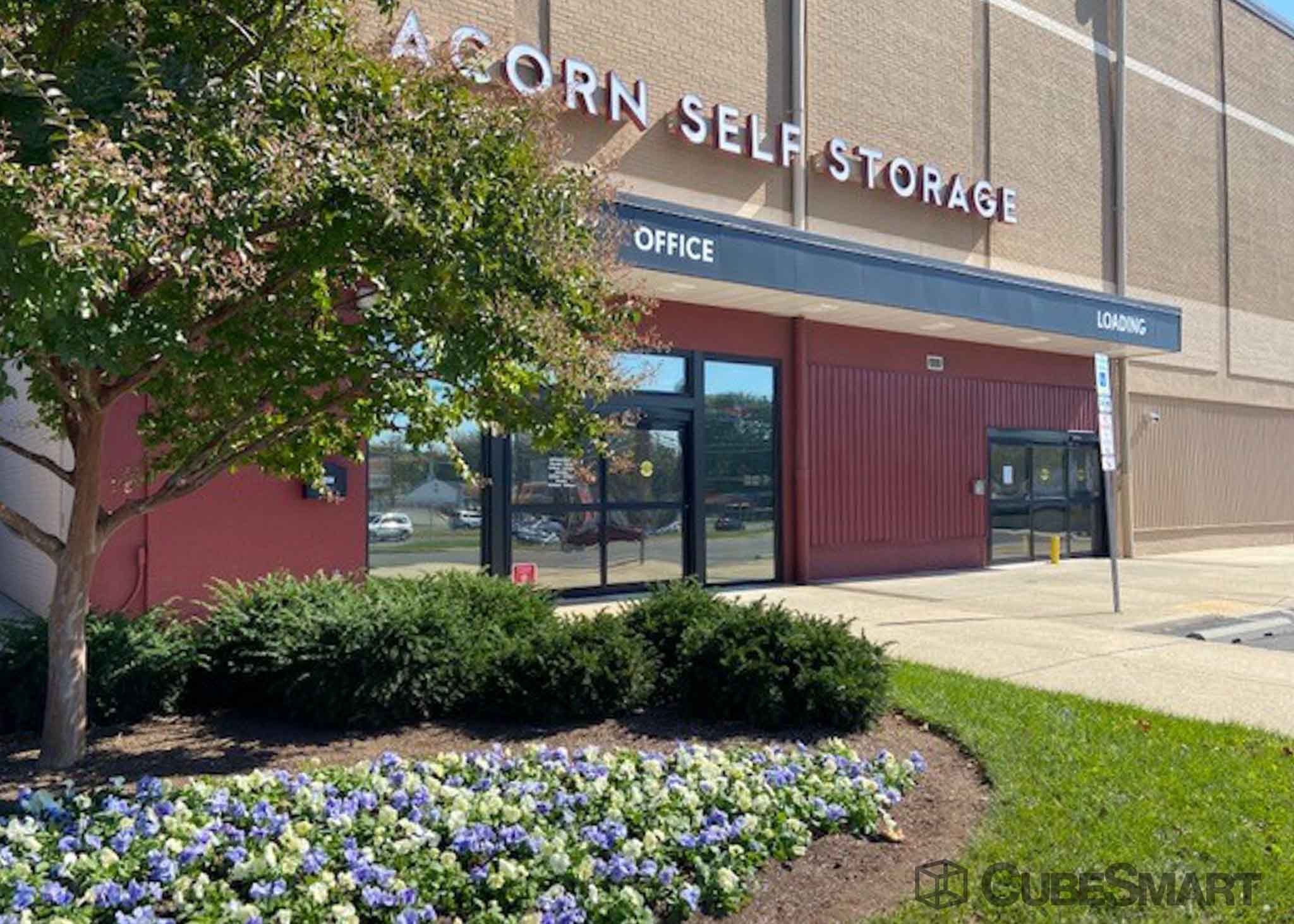 Self-Storage Units at 13813 Connecticut Ave in Silver Spring, MD @CubeSmart