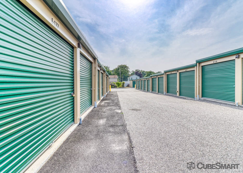 SelfStorage Units at 120 River Ave in Patchogue, NY CubeSmart