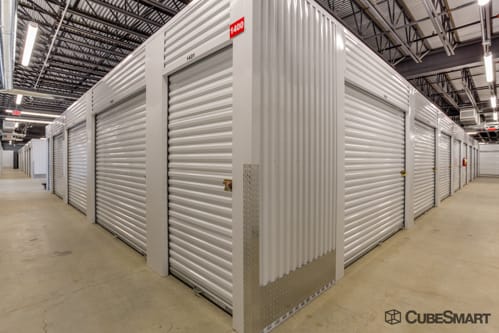 Self Storage Units From 36 At 401 W Rendon Crowley Rd In Fort Tx A Cubesmart Facility Photo In Fort Worth