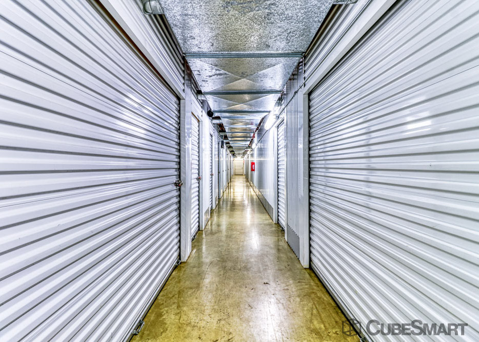 SelfStorage Units at 3045 Business Center Dr in Pearland, TX CubeSmart