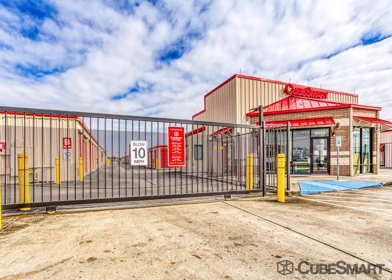 SelfStorage Units at 12955 South Fwy in Houston, TX CubeSmart
