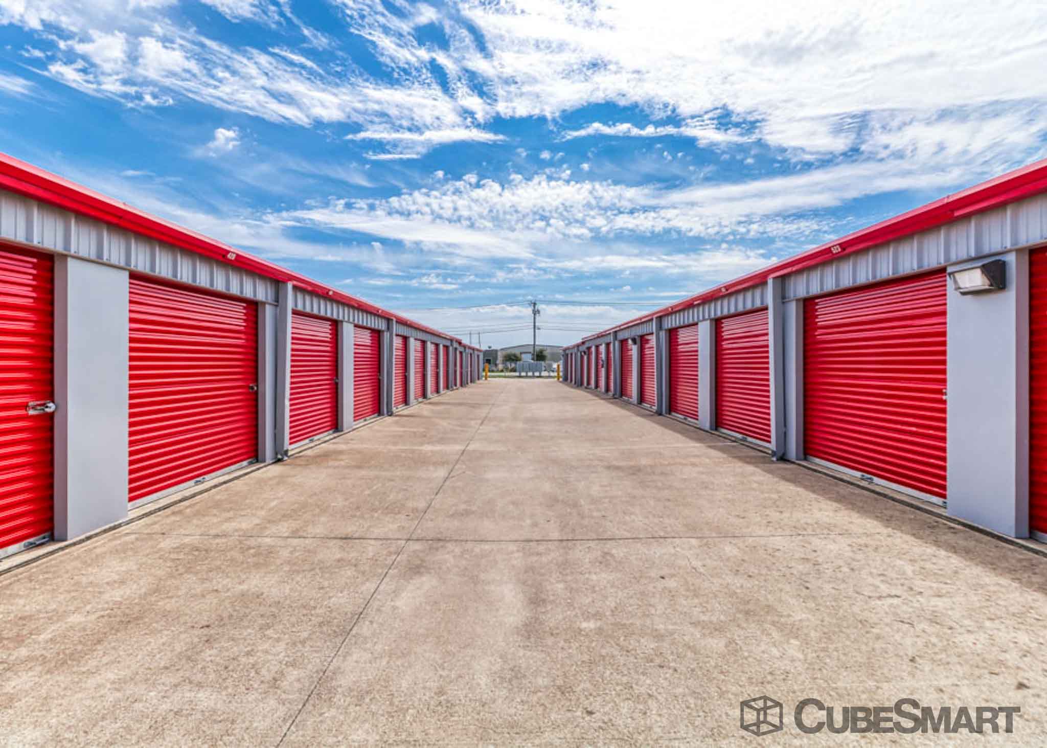 SelfStorage Units at 646 W Front St in Hutto, TX CubeSmart
