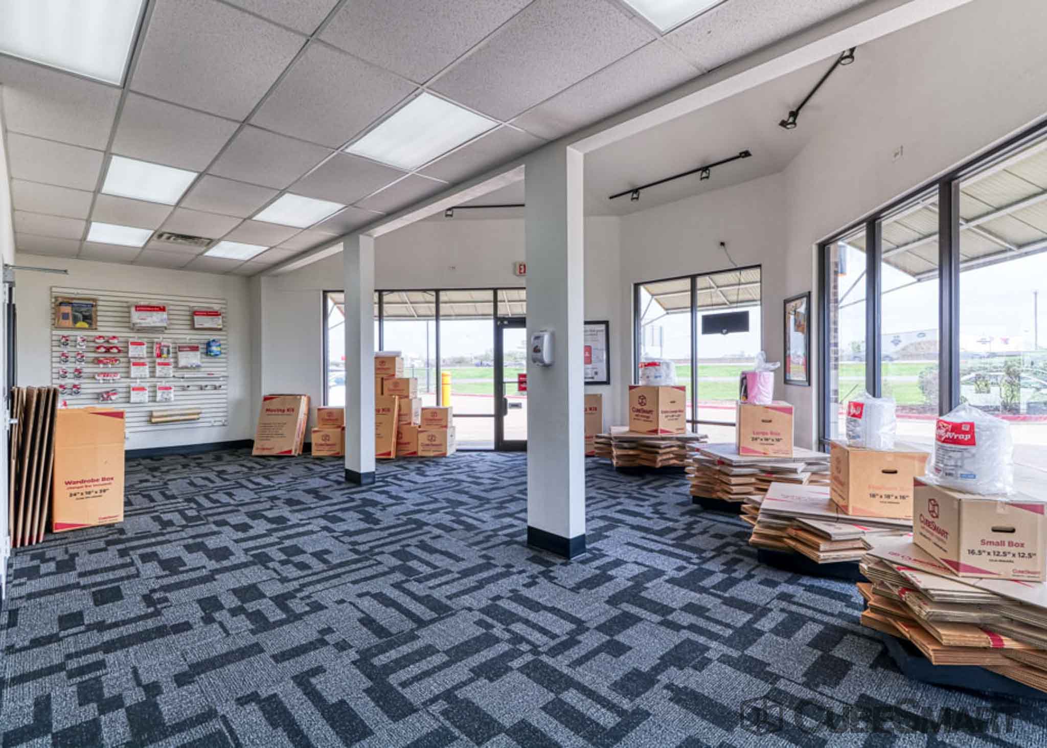 SelfStorage Units at 21400 Interstate 35 in Kyle, TX CubeSmart