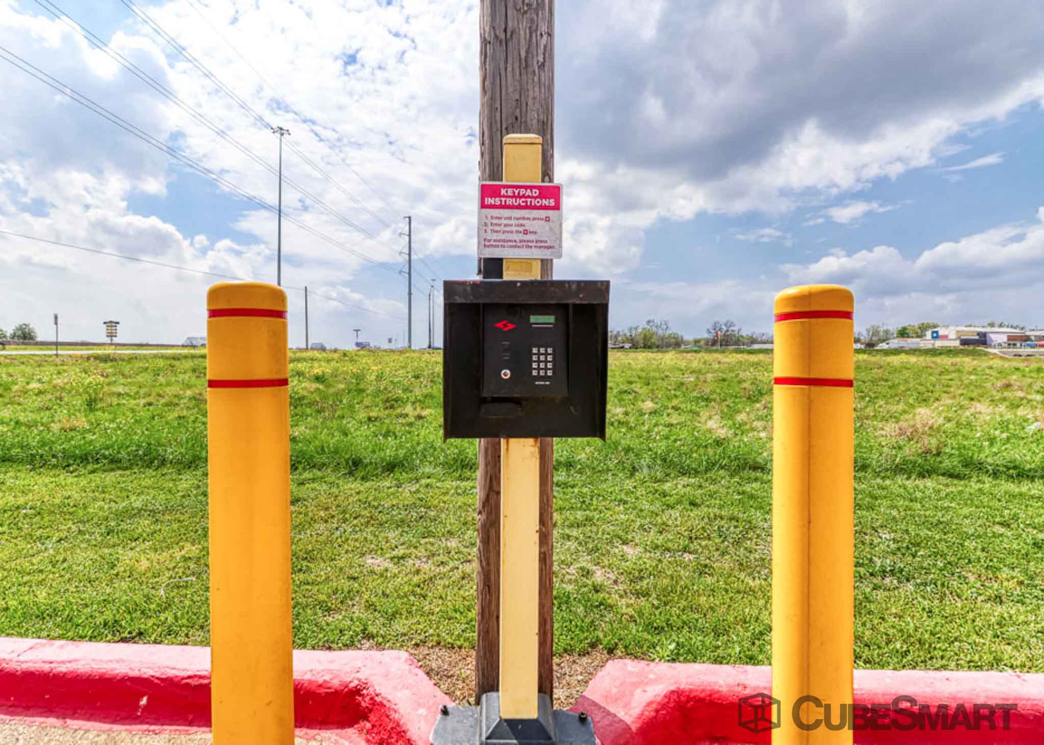 SelfStorage Units at 21400 Interstate 35 in Kyle, TX CubeSmart