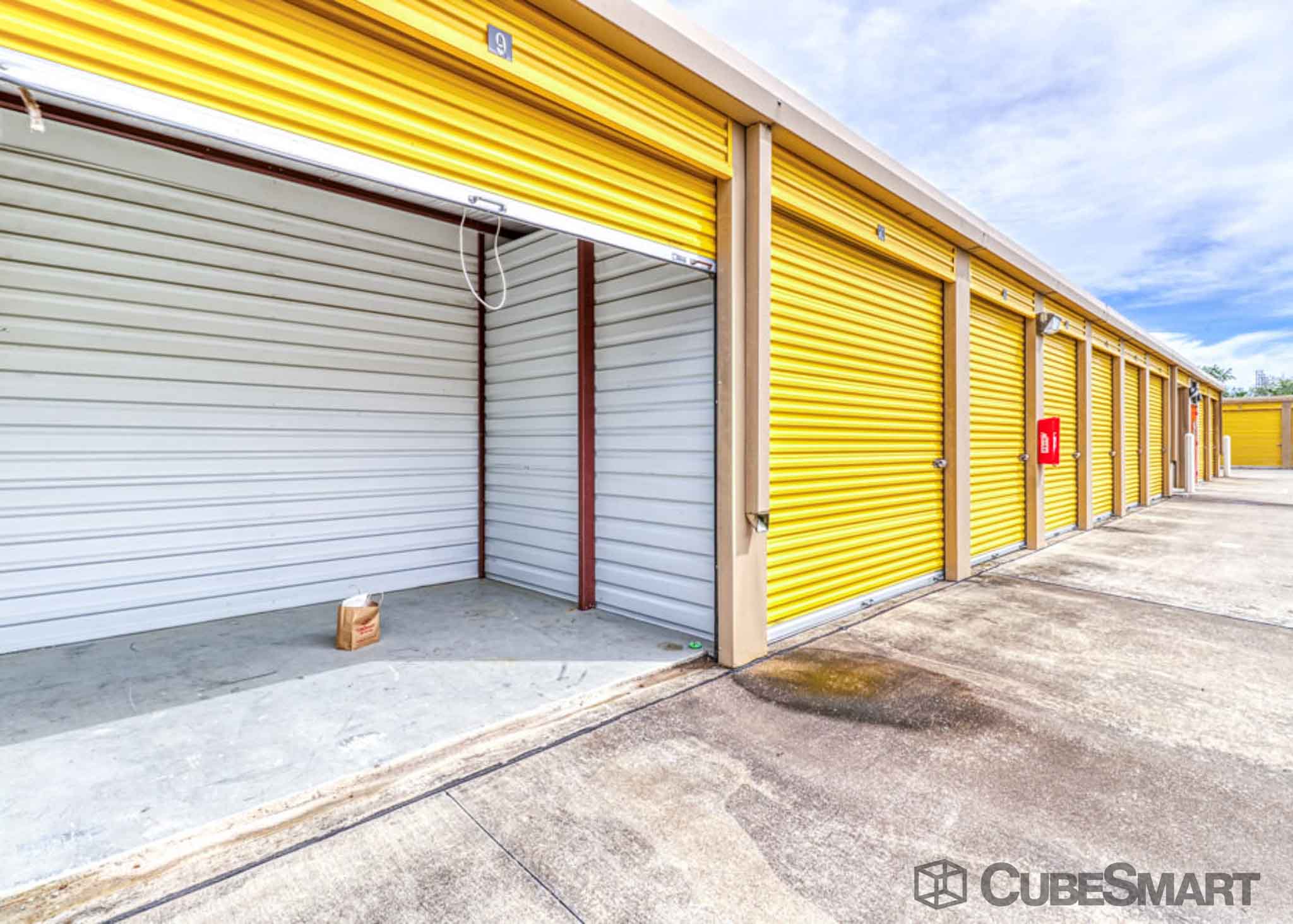 SelfStorage Units at 9720 Harlem Rd in Richmond, TX CubeSmart