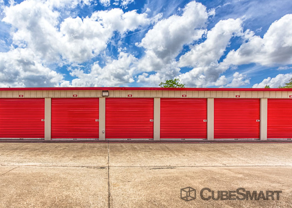 SelfStorage Units at 9109 Hughes Ranch Rd in Pearland, TX CubeSmart