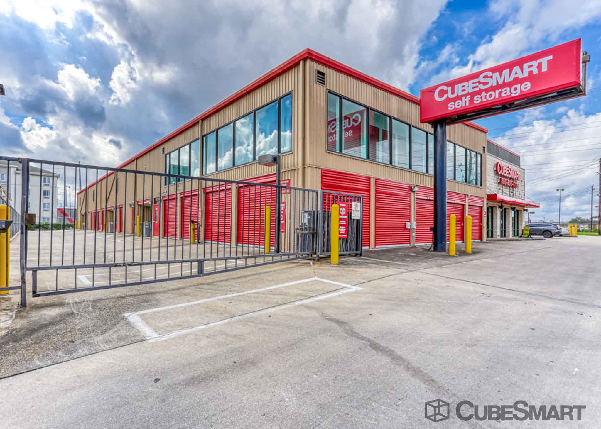 SelfStorage Units at 11325 Westpark Dr in Houston, TX CubeSmart