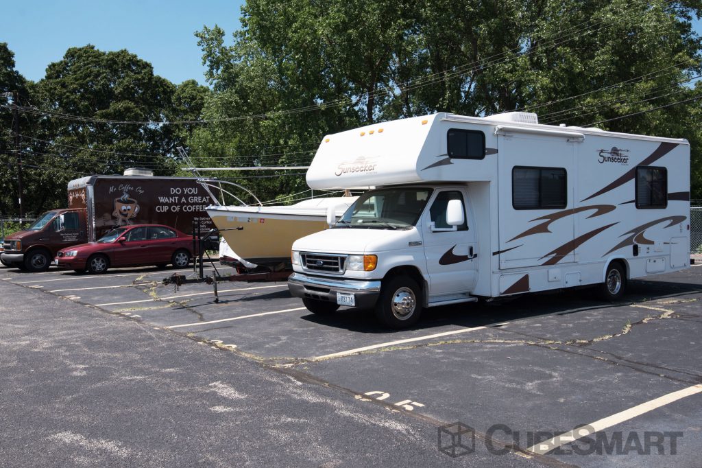 CubeSmart offers vehicle storage for your car, motorcycle, RV, boat